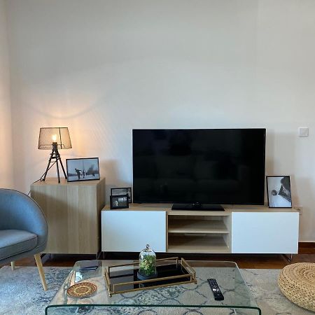 Galaxy Home Spacious & Renovated Apartment Athens Luaran gambar
